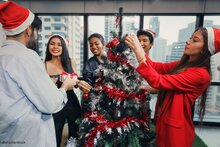 Weihnachtsfeier, Baum